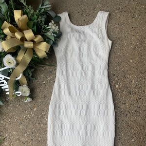 White Body con Dress